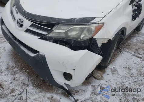 2015 Toyota Rav4 Xle из США, поврежденный, VIN 2T3RFREV0FW233170